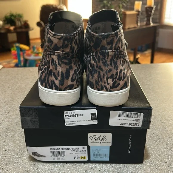 EUC Naturalizer Miranda Brown Cheetah Print side-zip bootie sneakers. Size 8.5M. - Picture 5 of 9